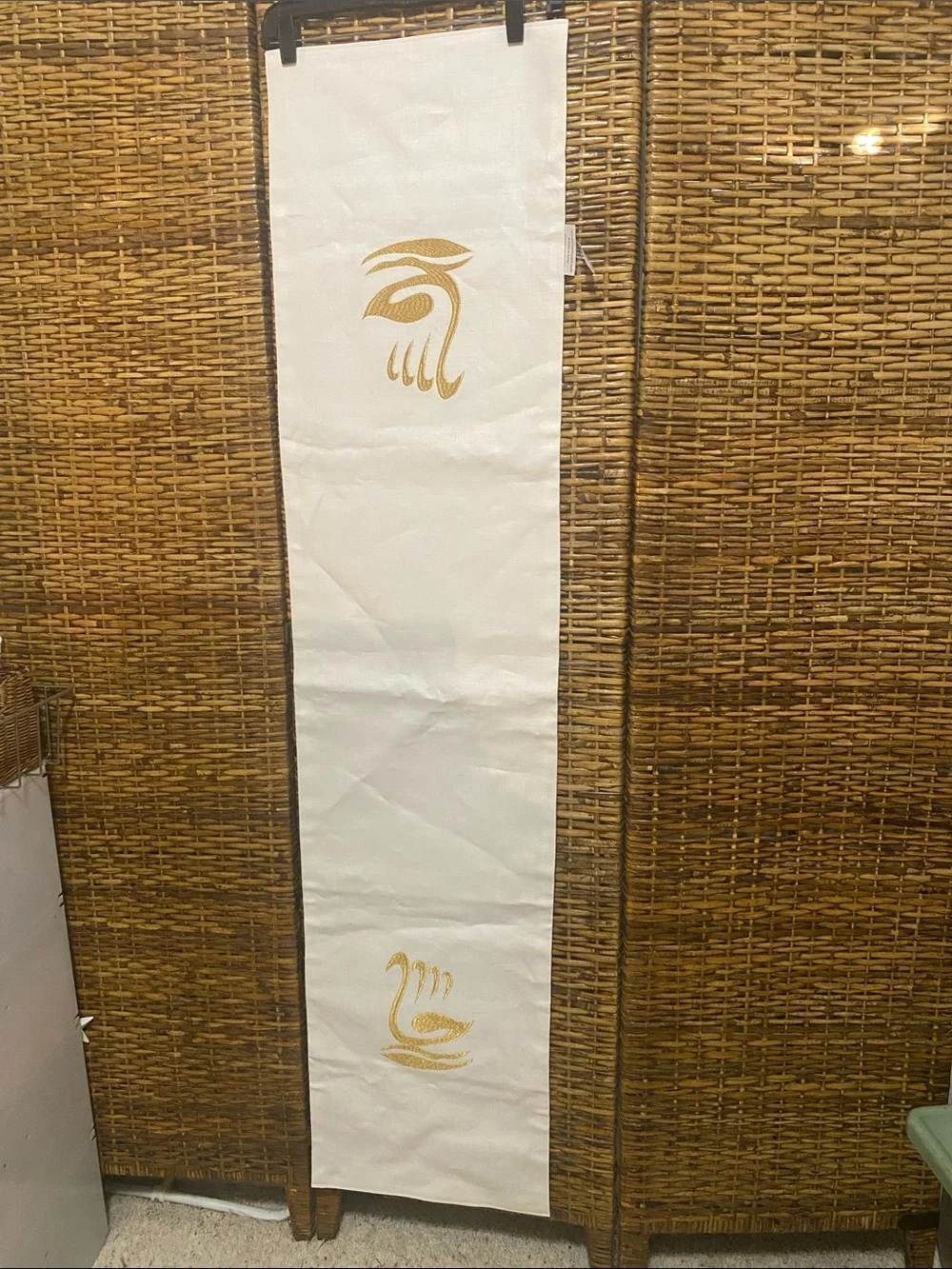Irish Linen House white table runner with gold embroidery swan? New without tag